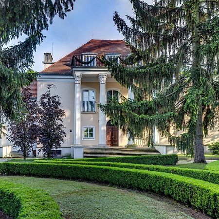 Palac W Smoszewie Smoszewo Exterior photo